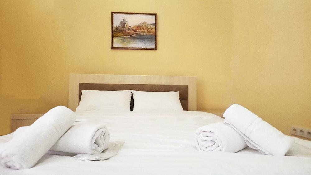 Siesta Hotel טביליסי מראה חיצוני תמונה